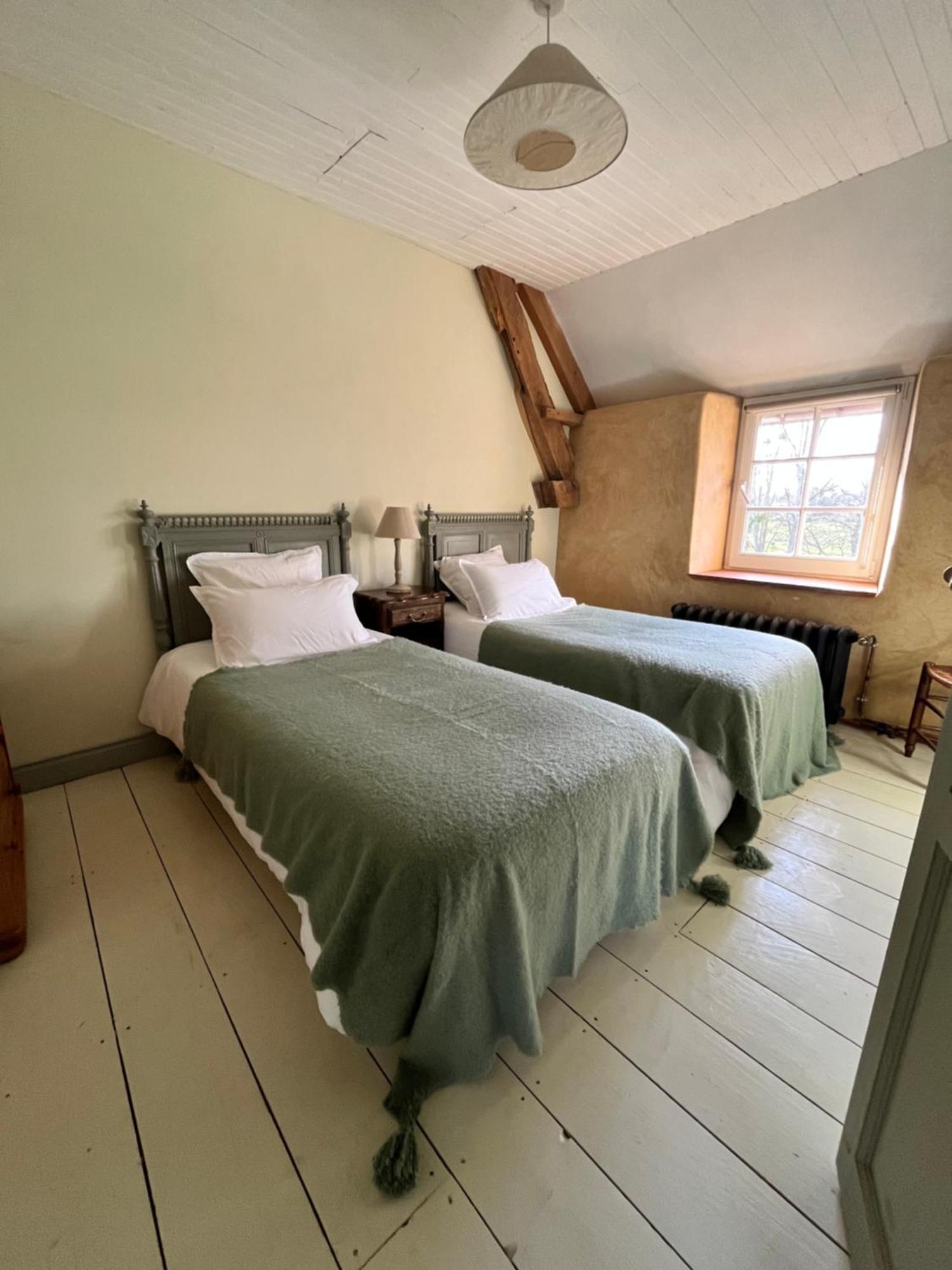 Domaine Du Tertre Ychot Hotel Дол-де-Бретан Екстериор снимка