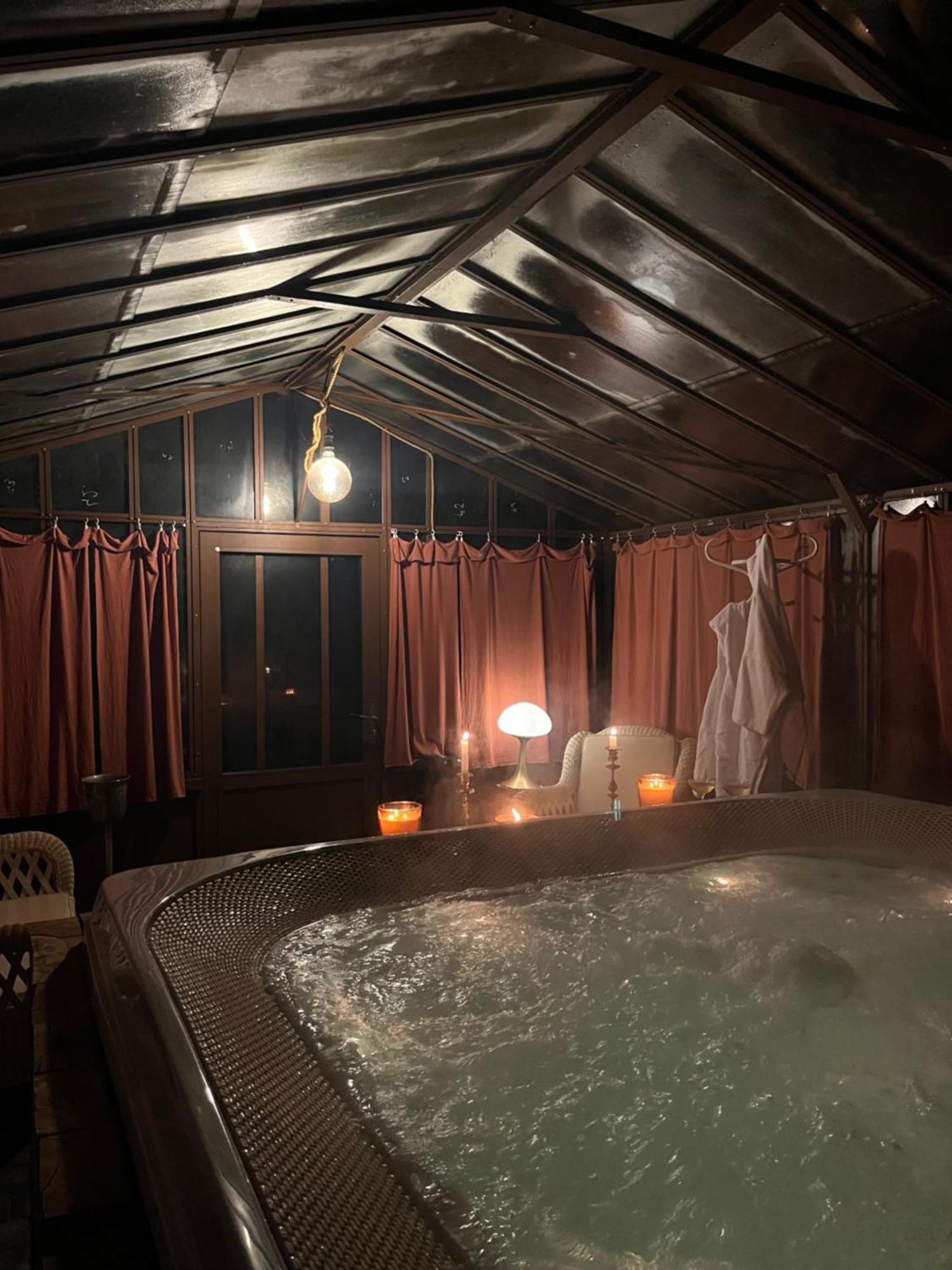 Domaine Du Tertre Ychot Hotel Дол-де-Бретан Екстериор снимка